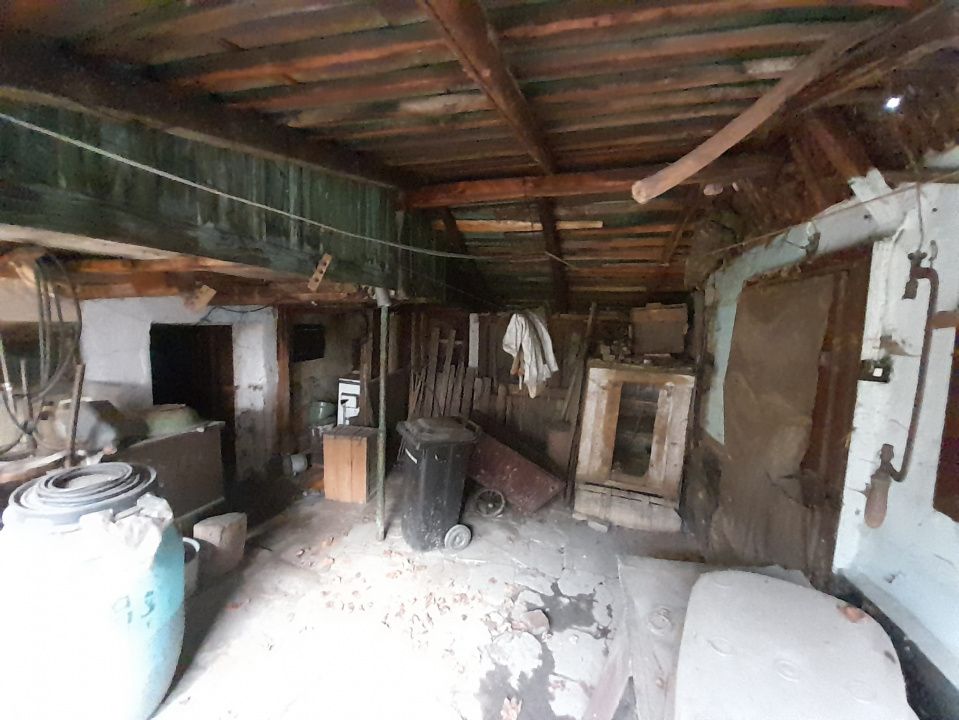 Casa traditionala cu anexe si gradina,Zona Nasaud – fotografia 17 din 21