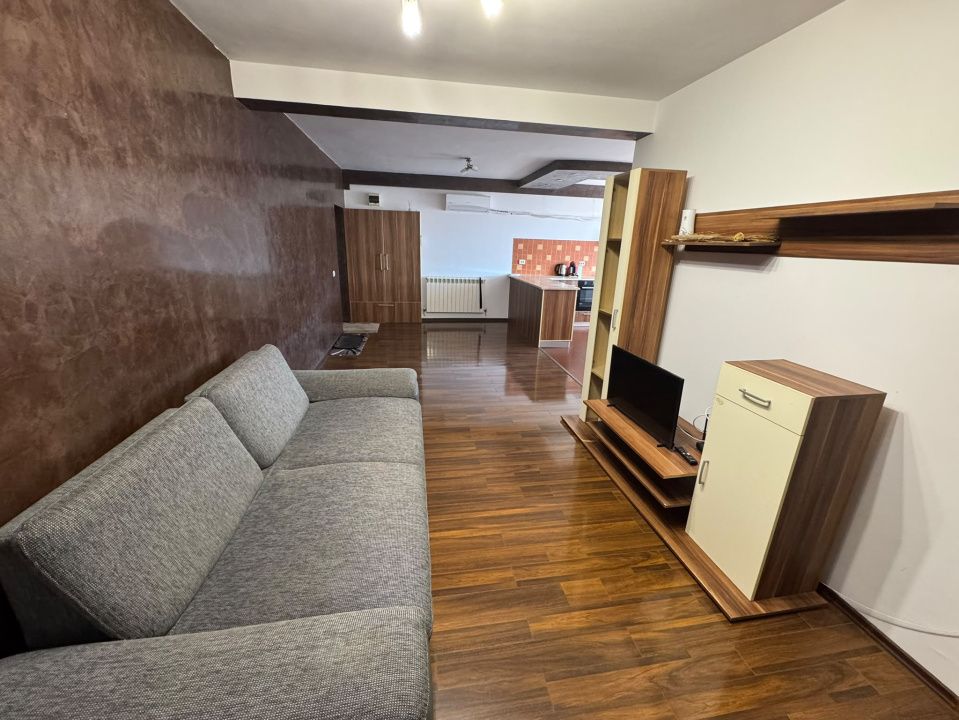 Apartament 3 camere, 76 mp, parcare, centrală proprie, pet-friendly, Hipodrom – fotografia 2 din 7