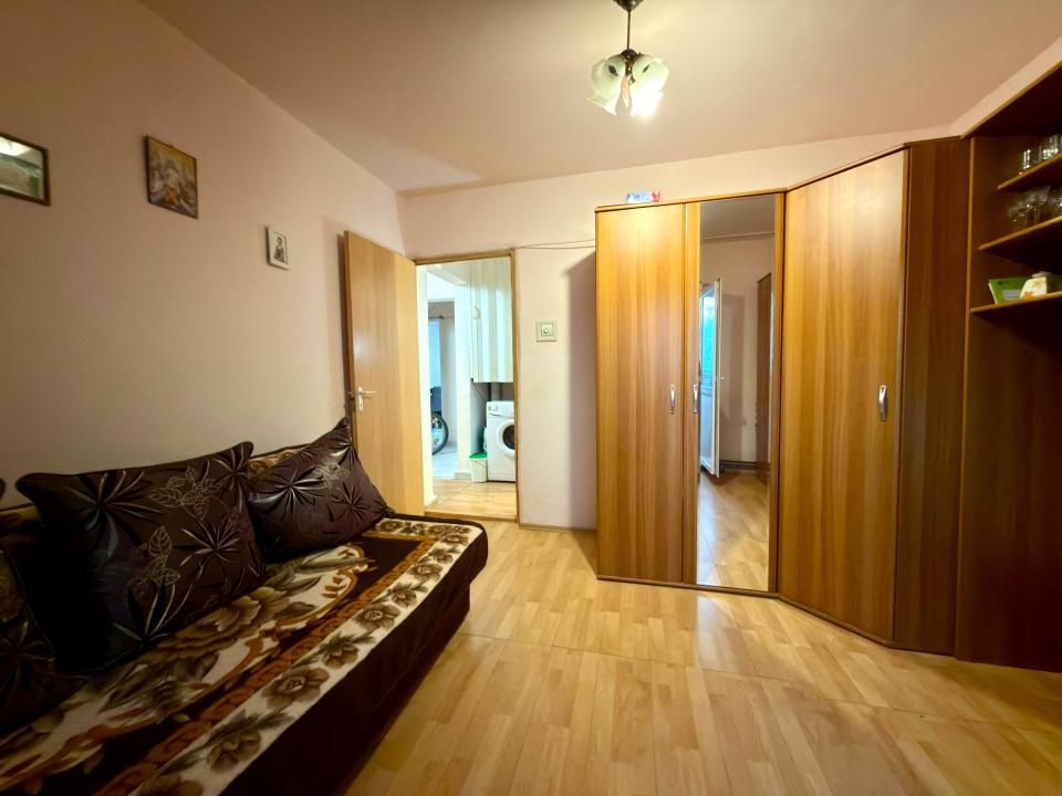 Apartament cu 4 camere, 79 mp utili, etaj 1 - Zona Lipovei – fotografia 3 din 11
