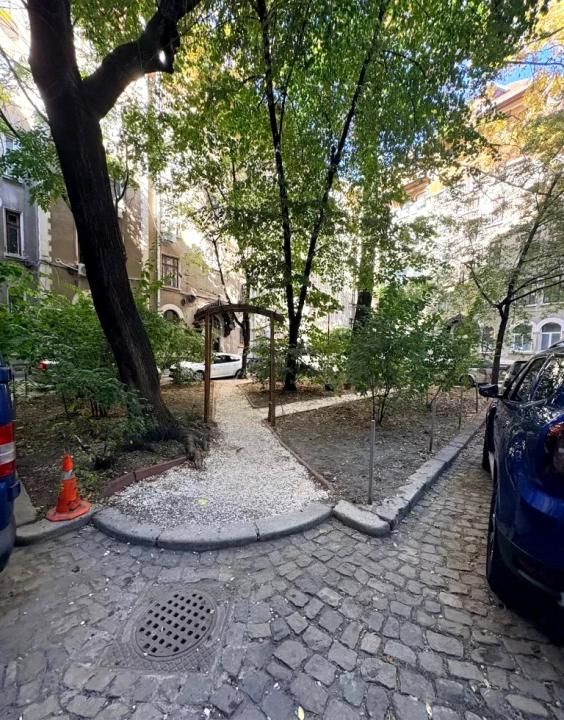 Garsoniera/ Piata Romana/ Lahovari/ Bd. Magheru – fotografia 6 din 6