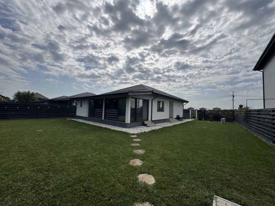 🏡 CASĂ INDIVIDUALĂ 3 CAMERE – SĂBĂRENI | TEREN 518 MP – fotografia 2 din 18