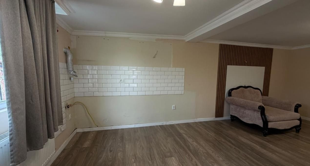 Casa 5 camere | Chitila | Curte proprie | Centrala termica | – fotografia 5 din 10