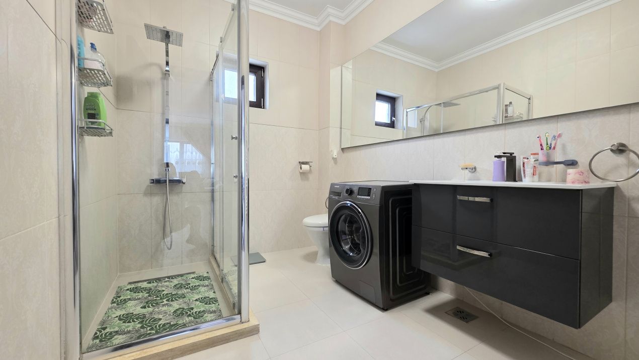 Vilă P+1 spațioasă – Năvodari, zona centrală – fotografia 18 din 29
