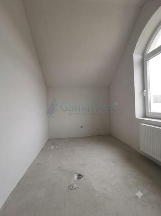 Casa de vanzare cu 4 camere in Osorhei, 1433 mp teren, Bihor – fotografia 10 din 12