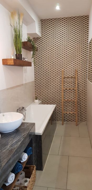 Casa Lux Mediteraniana cu 1620 mp. teren mobilata utilata CETATE cazare pensiune – fotografia 47 din 52