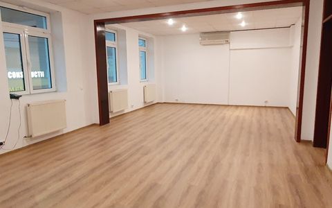 Sediu Firma 353mp Calea Calarasilor | Acces Separat si Terasa Rooftop