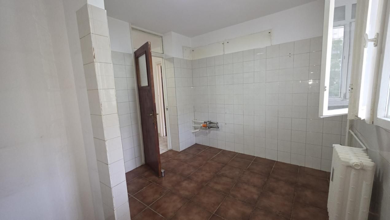 2 camere – Str. Murgeni - Titan - Basarabia - Bloc 1992 – fotografia 9 din 19