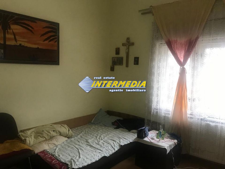 Casa de vanzare cu 3 camere in Alba Iulia zona Centru – fotografia 4 din 12