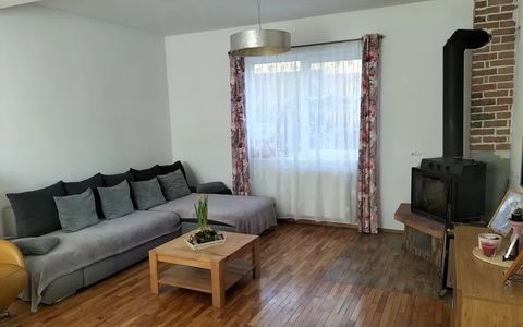 Casa individuala de vanzare in Tauti amplasat pe un teren de 500 mp!