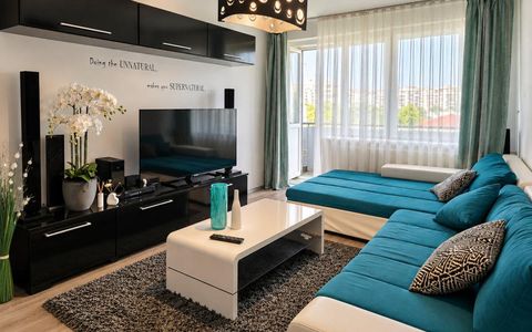 Apartament 2 camere, decomandat, 50 mp utili, etaj 7-Iulius Mall