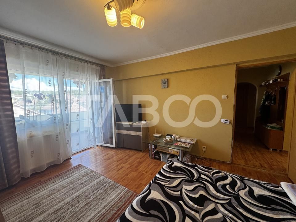 COMISION 0 - Apartament 4 camere 2 bai pivnta si balcon 8 mp Cisnadie – fotografia 14 din 19