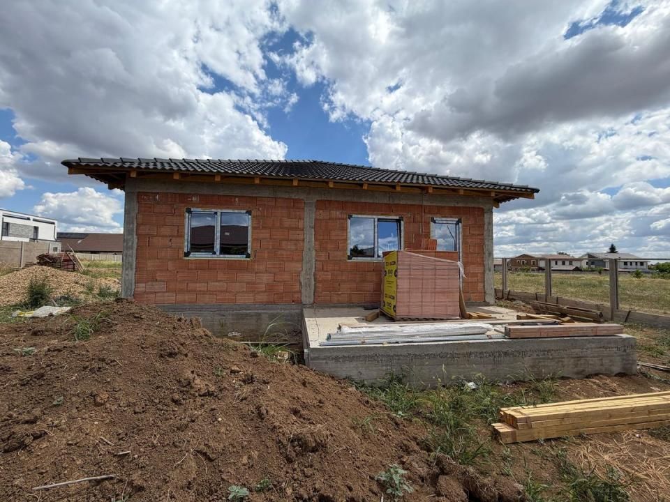 Casă individuală | Parter | Toate utilitatile | Finisaje premium | – fotografia 3 din 8