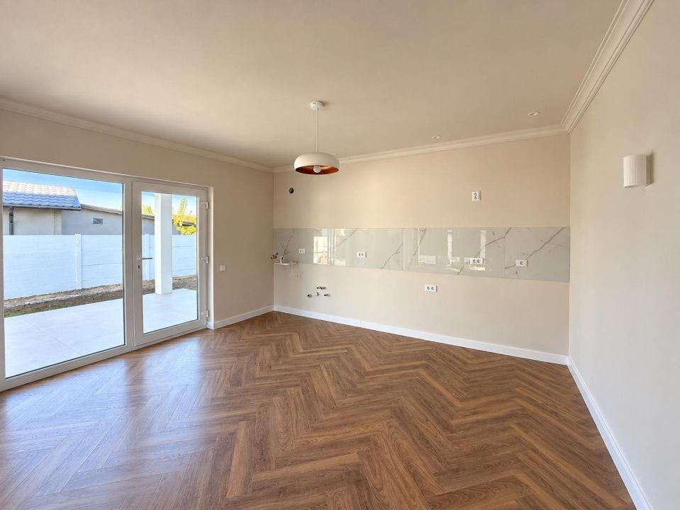 Casa P+1, 440 MP teren, 133 MP utili, comuna Malu Mare, zona Selgros – fotografia 4 din 12