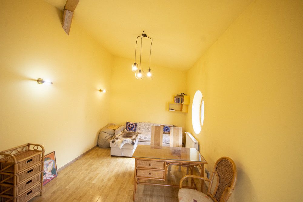 Vânzare Vilă cu Personalitate – Zona Tudor Vladimirescu | Lângă Palatul Parlamen – fotografia 8 din 14