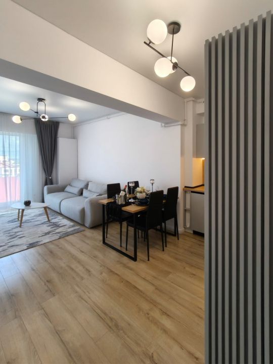 Apartament de închiriat-Xenero Mamaia N- 2 camere-complex cu piscina exterioară – fotografia 3 din 9