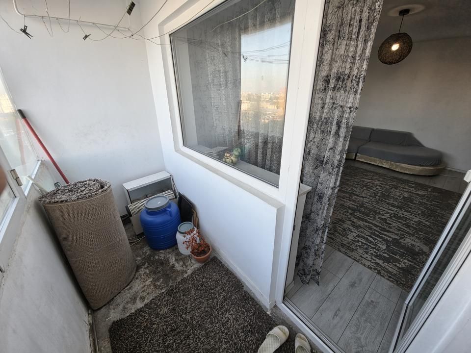 Tomis 3 apartament 3 camere decomandat Bd.Tomis – fotografia 3 din 10