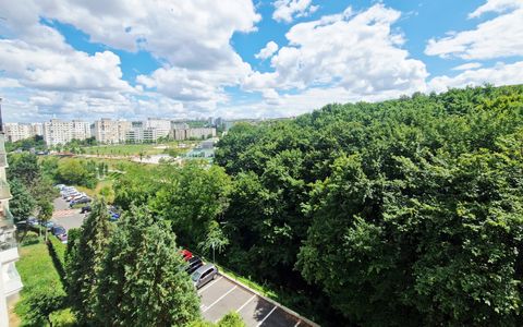 Apartament cu potential, orientare sud-est, 2 balcoane, zona Parang