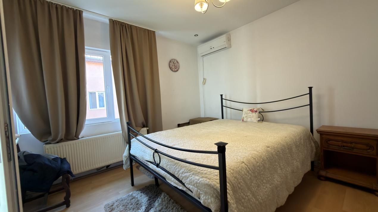 Casa individuala P+E+M cu 7 camere, garaj 140mp, 1084mp teren - Timisoara – fotografia 18 din 31