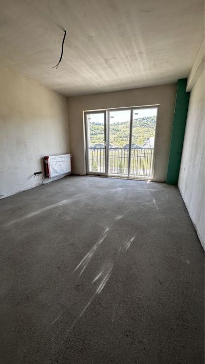 Oportunitate! Apartament 40 mp utili, semifinisat, parcare, zona Terra! – fotografia 1 din 6
