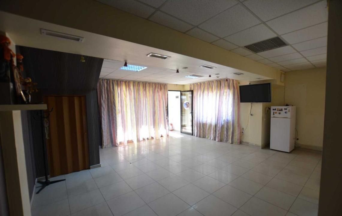 Spațiu Generos și Modern în Cartierul Găvana – Confort și Posibilități Nelimitat – fotografia 5 din 26