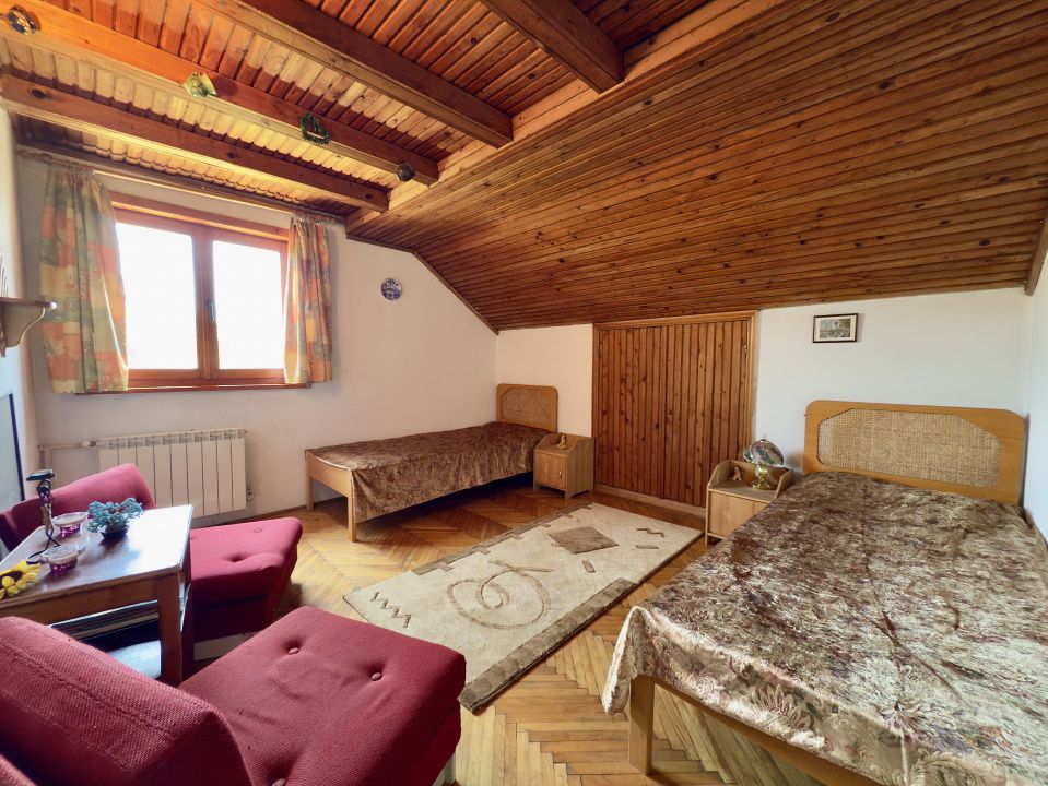 Vila spațioasă P+1+M de vânzare în Agigea | Teren 658 mp | Acces din 2 străzi! – fotografia 5 din 18