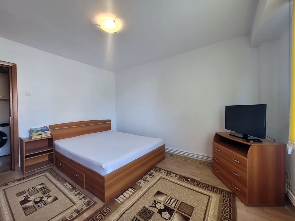 OMV- Tomis Nord- 2 camere decomandate, mobilate, cu centrala pe gaz – fotografia 9 din 9