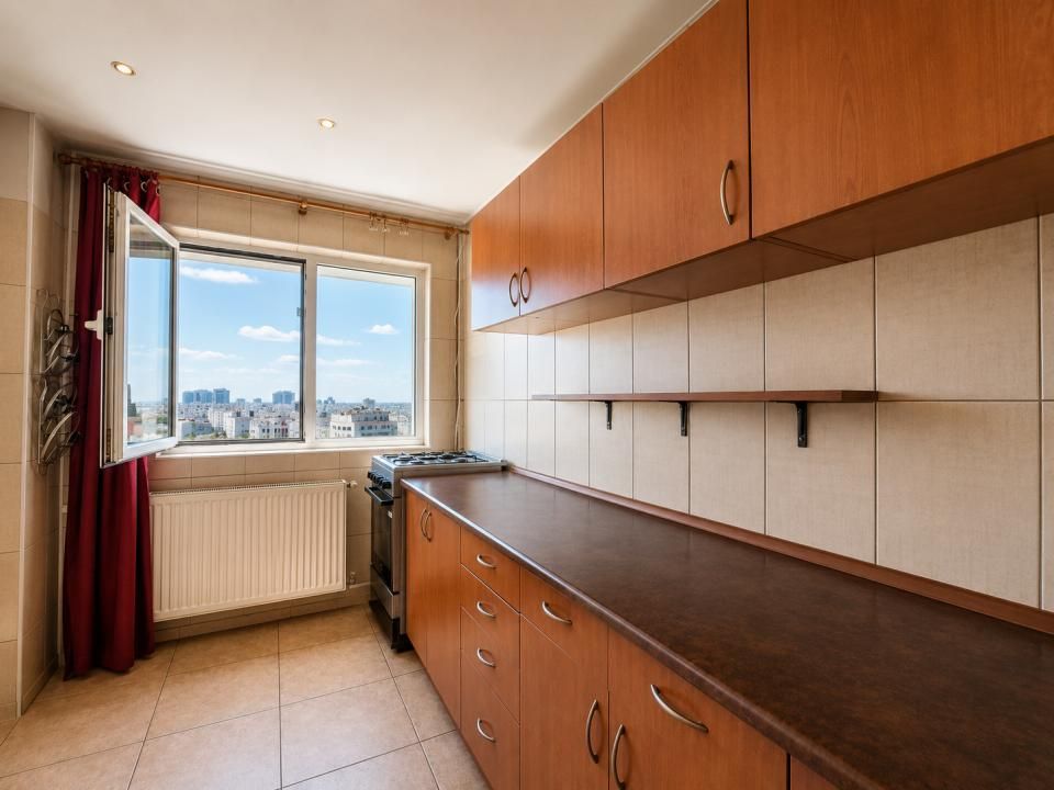 13 Septembrie | 3 Camere modificat în 2 | 72 MP | Bloc 1991, anvelopat | 2 băi – fotografia 4 din 9