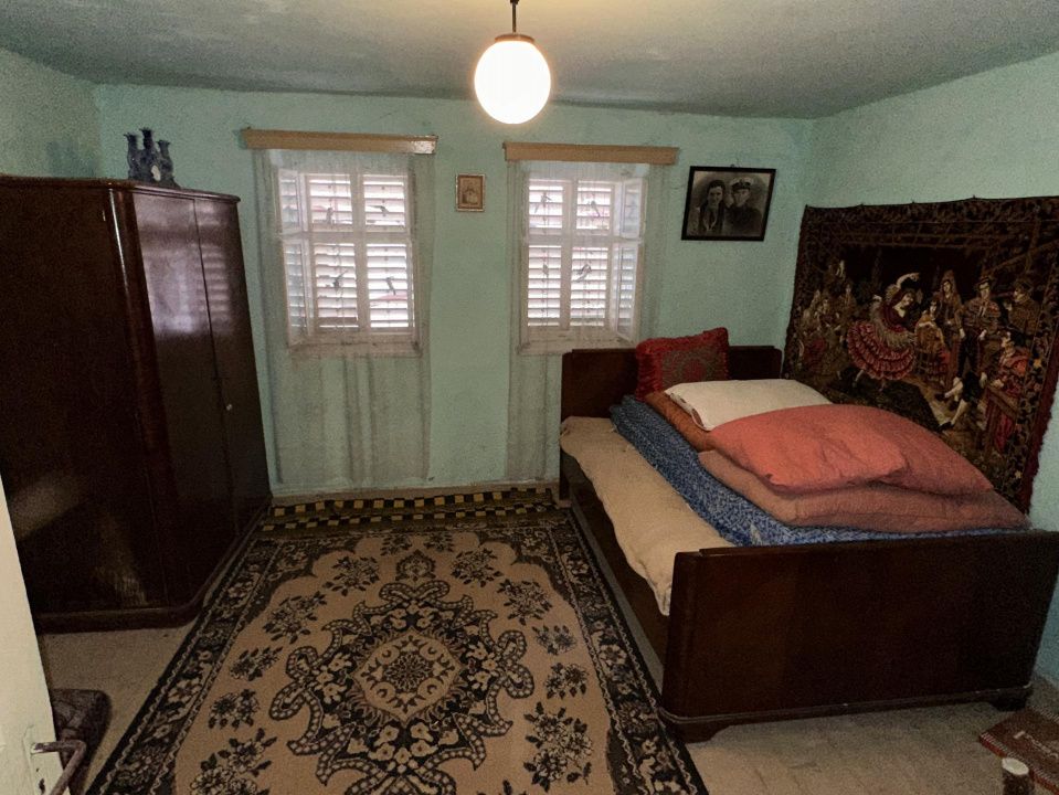 OKAZIE! Casa in Cricau 3 Camere 1300 mp. Curte Teren Fantana Utilitati Asfalt – fotografia 30 din 32