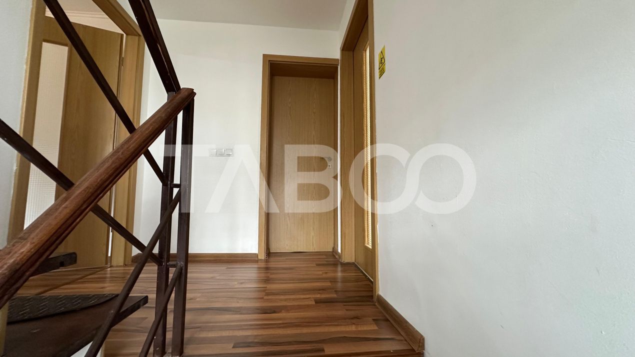 Casa individuala 8 camere curte libera 300mp zona Calea Poplacii Sibiu – fotografia 16 din 31