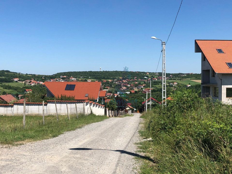Teren intravilan de vanzare, zona de dealuri, Oradea, Bihor – fotografia 2 din 4