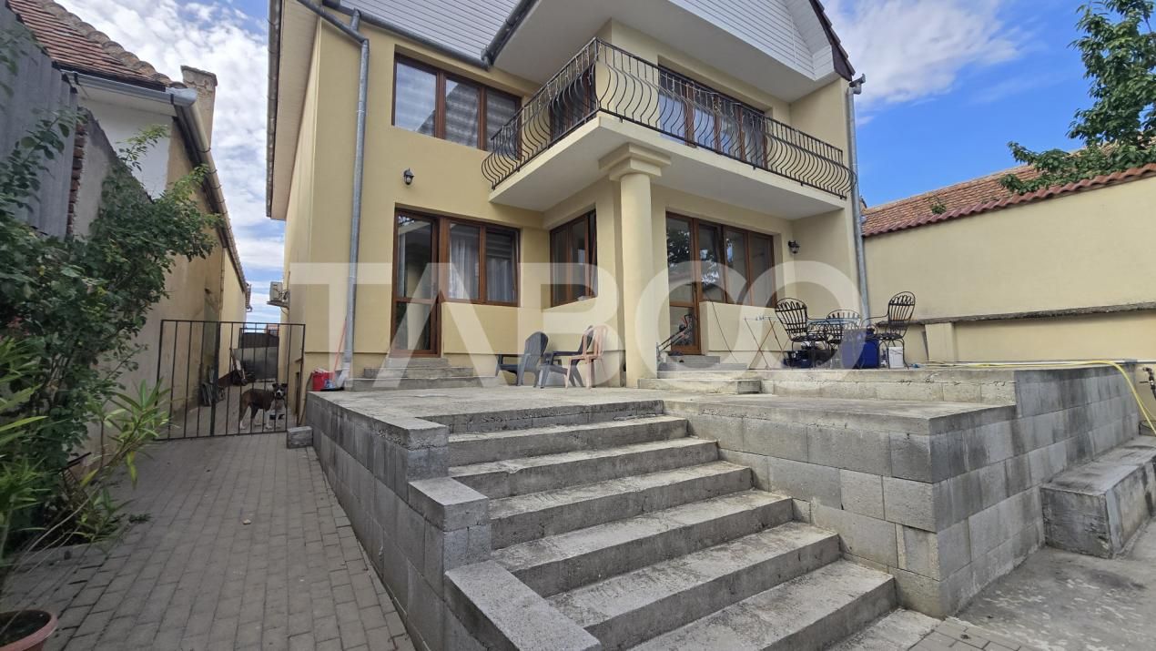 Casa cu piscina 5 camere 3 bai de vanzare in Turnisor Sibiu – fotografia 2 din 15