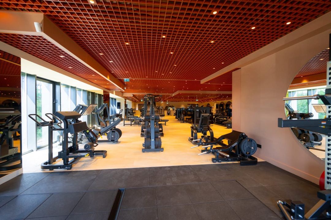 Vanzare Apartament • Design Exclusiv,Wellness-Parcare subterana  + boxa •Chirias – fotografia 15 din 19