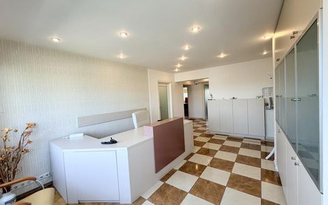 Libertății | 3 camere decomandate | Etaj 5/7 | Vedere Palatul Parlament