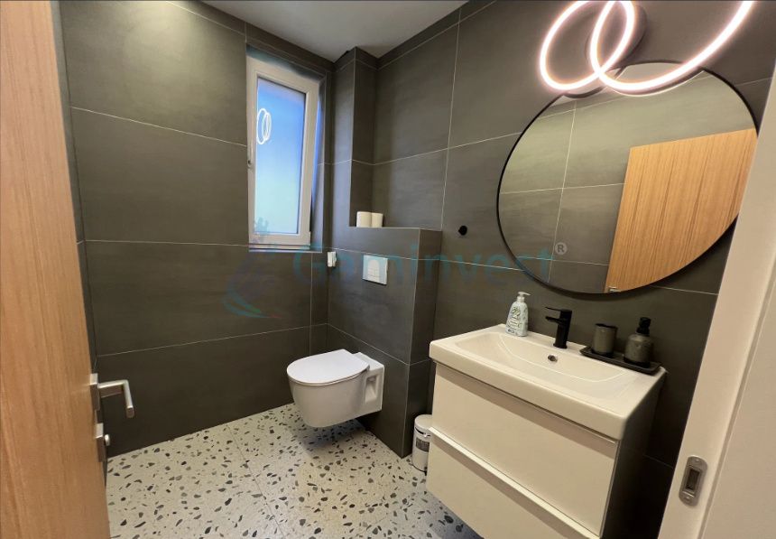 Casa premium de inchiriat 5 camere in cartierul Tineretului, Oradea – fotografia 5 din 9
