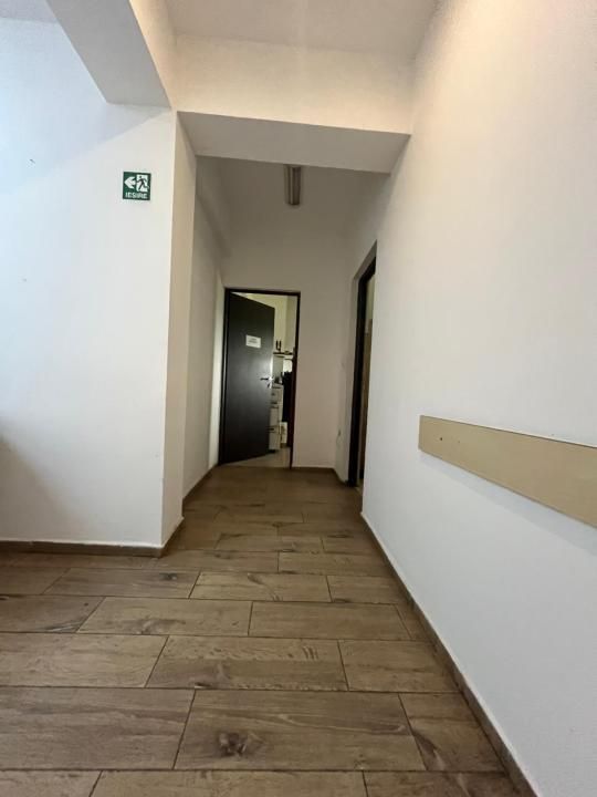 Casă P+M cu birouri amenajate și teren 5.423 mp pentru firmă și locuit acces A1 – fotografia 8 din 14