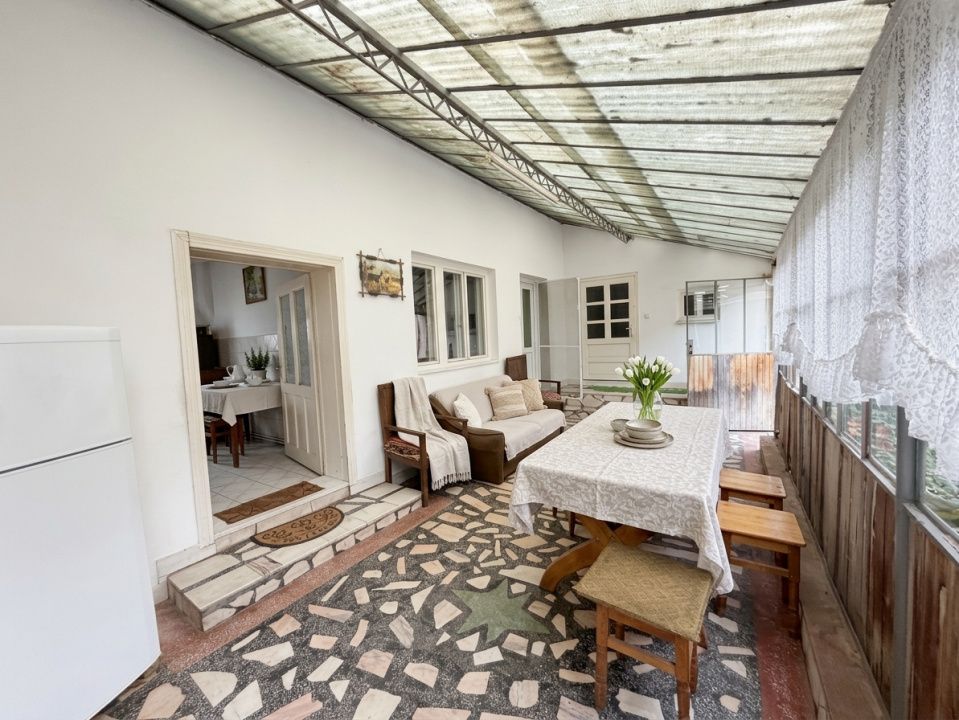 CASĂ DE VÂNZARE ÎN ȘARD, COMUNA IGHIU – TEREN 2.709 MP | 2 CASE | GARAJE | ANEXE – fotografia 12 din 23