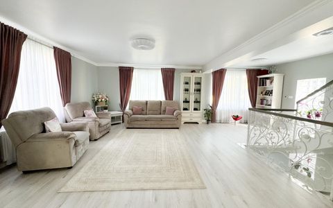 CASA ELEGANTA CU TEREN 1500MP,ZONA PETROM