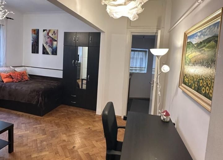 Garsoniera de inchiriat | Ultracentral | PetFriendly | Centrala – fotografia 1 din 6