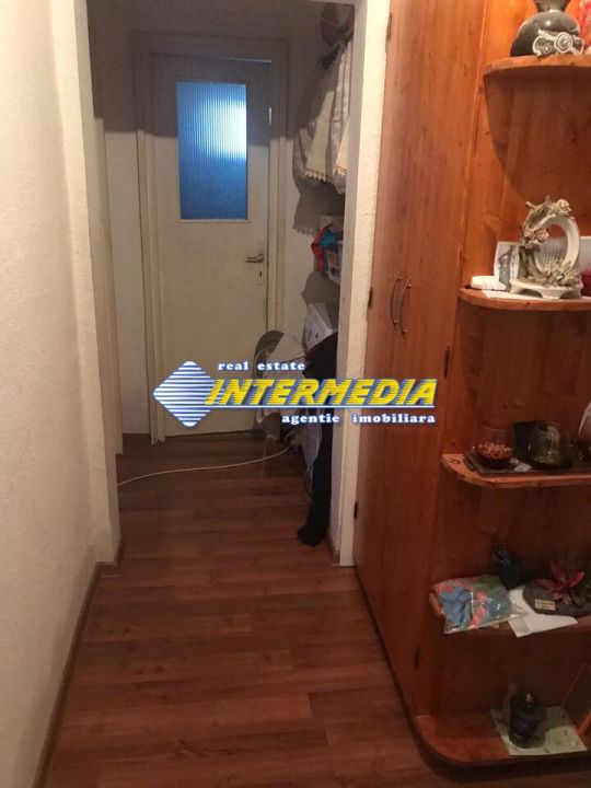 Vanzare apartament 4 camere deco  bai 2 balcoane CETATE Closca bloc proprietate – fotografia 6 din 10