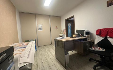 spatiu comercial cabinet | centrala proprie | investitie | zona excelenta |