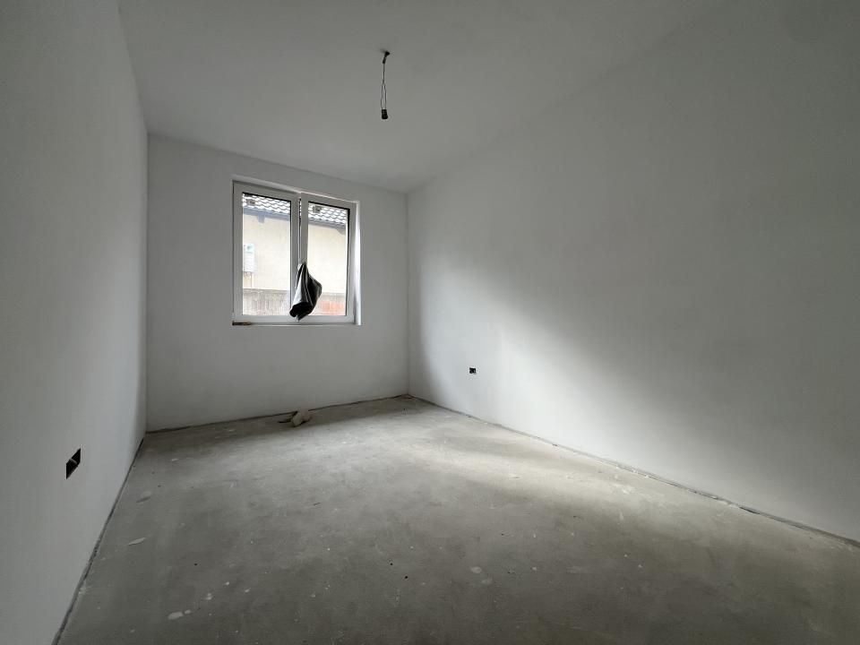 Duplex, 4 camere, 98 mp utili, 312 teren, panouri fotovoltaice - Giroc – fotografia 9 din 12