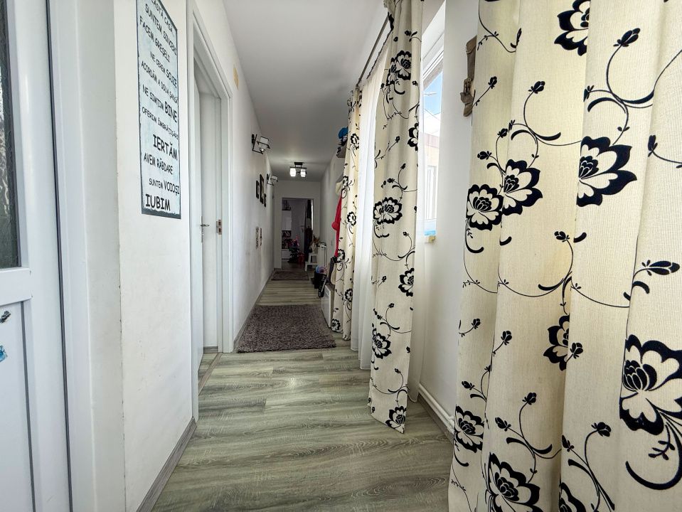 Casa P+M cocheta de vanzare in Ovidiu Sud - Zona Excelenta – fotografia 14 din 20