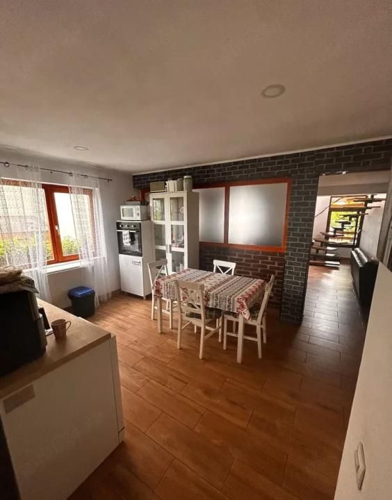 Casa individuala, 180 mp , teren 750-Dambul Rotund – fotografia 3 din 5