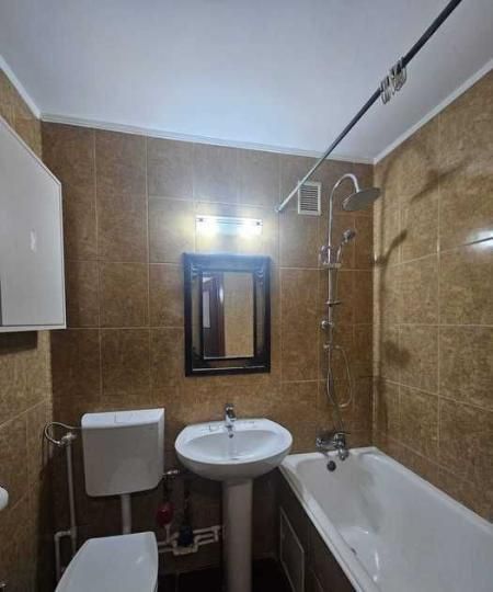 2 Camere de inchiriat | Antiaeriana | Decomandat | Bloc reabilitat – fotografia 5 din 7