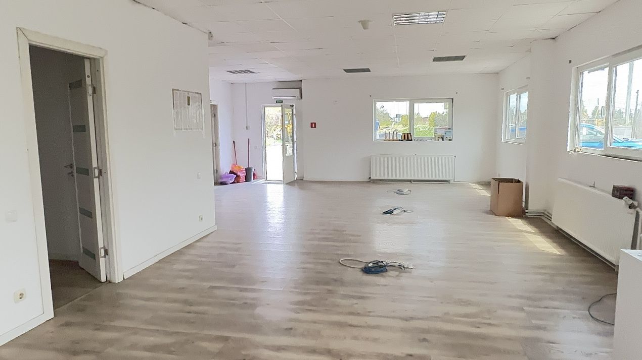 DEPOZIT 450 mp. Birouri Hala si TEREN Imprejmuit 4077 mp Asfalt - Utilitatile – fotografia 1 din 29