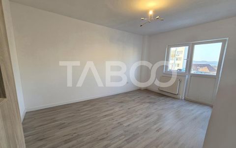 Apartament 3 camere decomandat 2 bai balcon Mihai Viteazul Sibiu