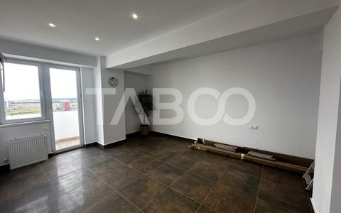 Apartament 2 camere de vanzare bucatarie separata etaj intermediar