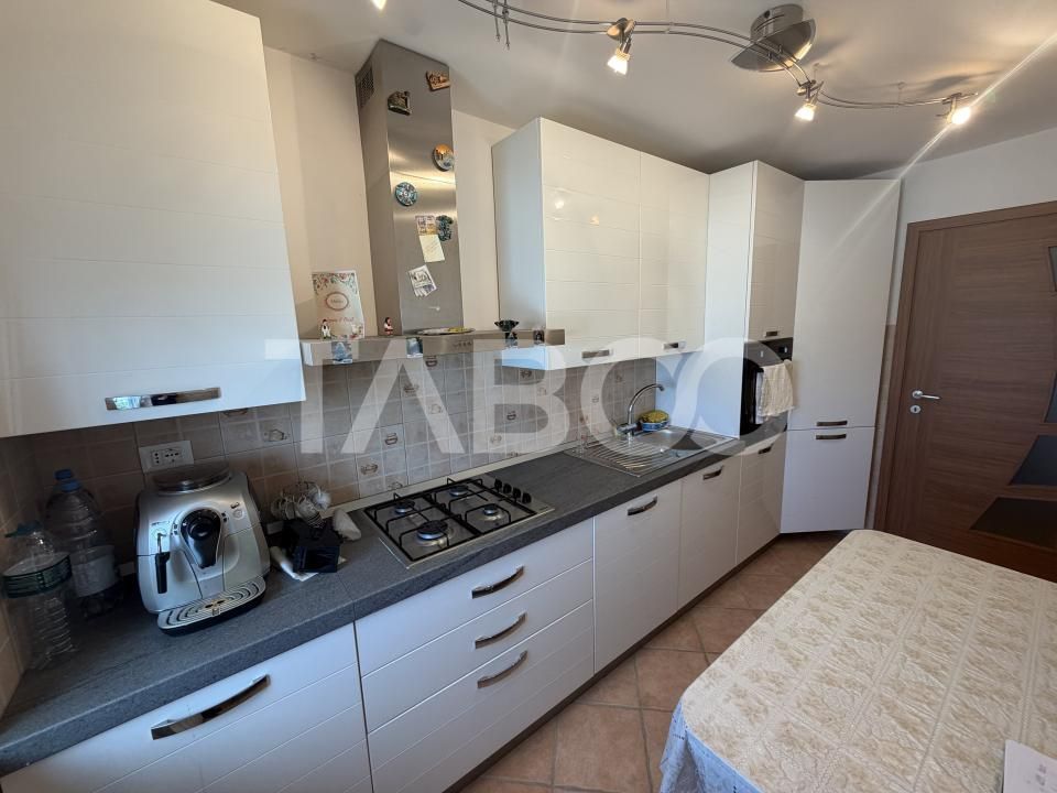 Apartament 3 camere complet renovat mobilat si utilat zona 1 Decembrie – fotografia 7 din 10