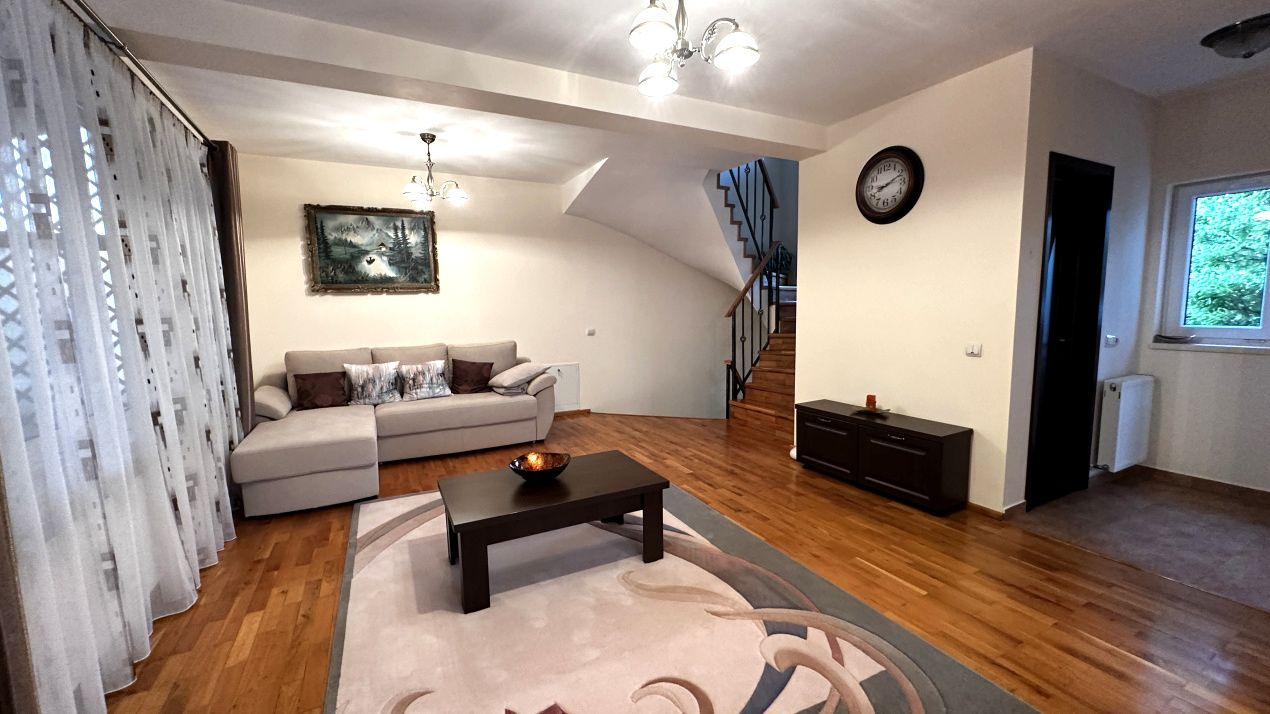 Casă Superba | CETATE Izvorului | 326 mp Teren | Curte | Terasă | Grădină – fotografia 10 din 51