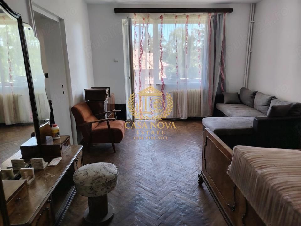 Apartament 3 camere decomandat, etaj 2 – Ion Ghica, lângă Parcul Central – fotografia 1 din 5